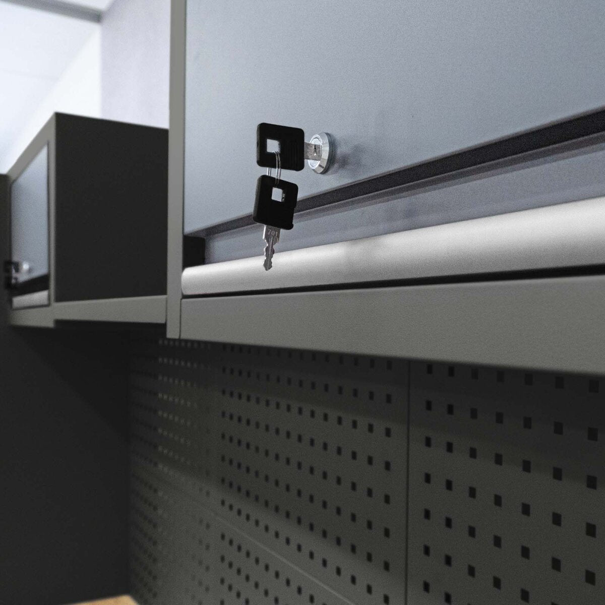 Weber Workshop Cabinet System 450 13 pcs - Full Workshop Storage System